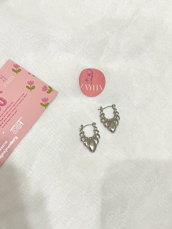 Silver-Heart Croissant Hoops