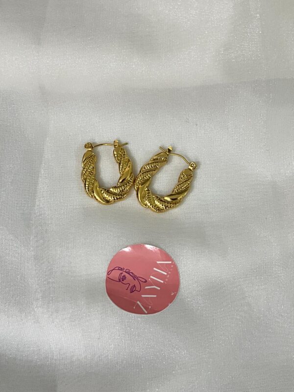 Golden-Roop Earing